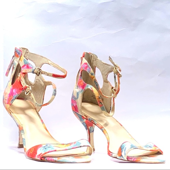 Nine West FLORAL print ankle strap, zipper back sandals size 11 - Picture 3 of 7